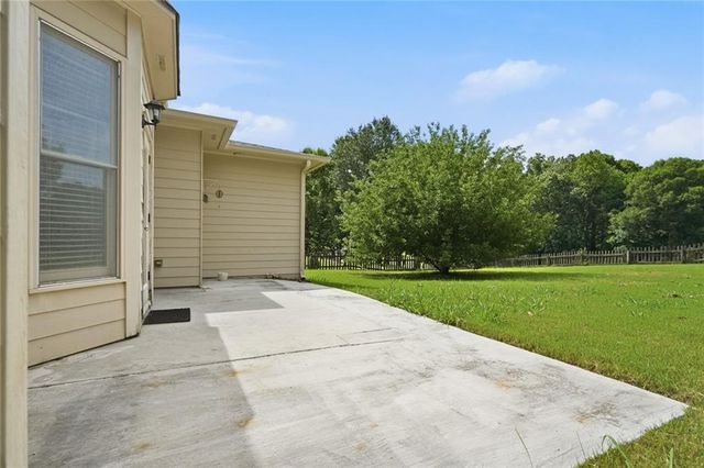 3475 Golfe Links Drive, Snellville, GA 30039