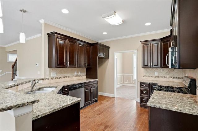 3475 Golfe Links Drive, Snellville, GA 30039