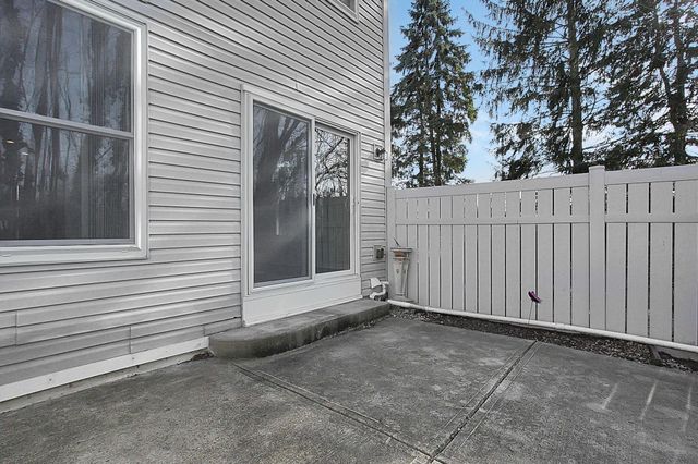 2571 Rustling Oak Boulevard, Hilliard, OH 43026