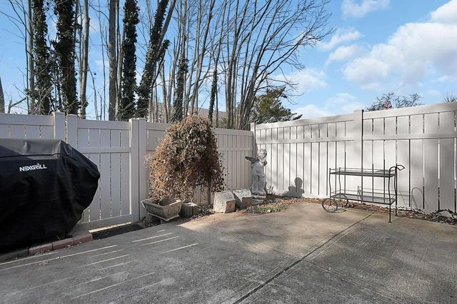 2571 Rustling Oak Boulevard, Hilliard, OH 43026