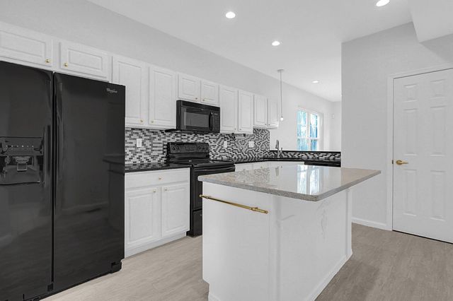 2571 Rustling Oak Boulevard, Hilliard, OH 43026