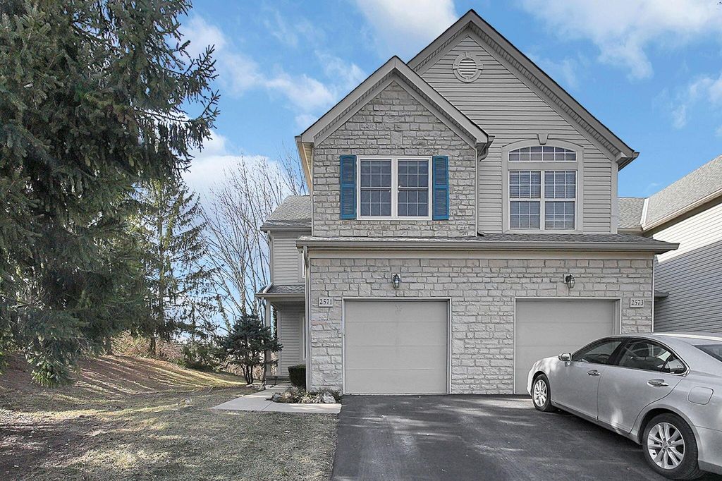 2571 Rustling Oak Boulevard, Hilliard, OH 43026