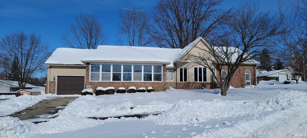540 W Hastings Street, Montgomery, IN 47558