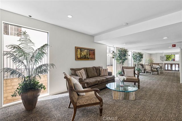 1630 S Bentley Avenue 103, Los Angeles, CA 90025