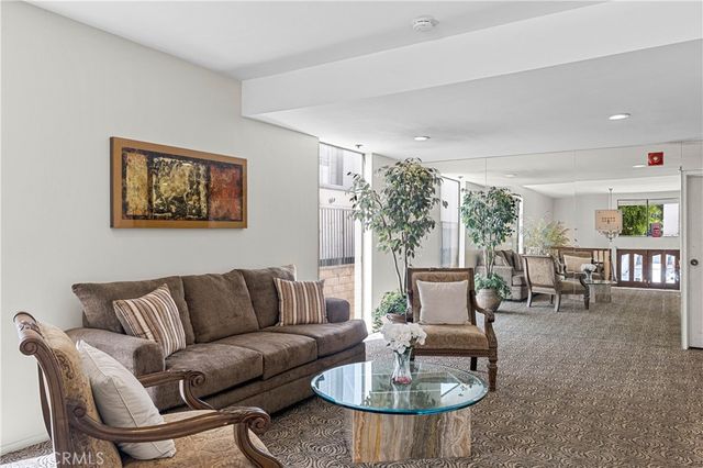 1630 S Bentley Avenue 103, Los Angeles, CA 90025