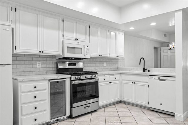 1630 S Bentley Avenue 103, Los Angeles, CA 90025