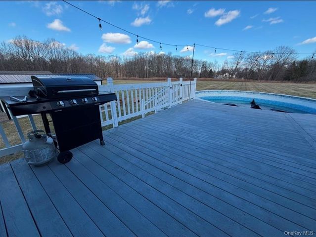 166 Burnt Corners Road, Middletown, NY 10940