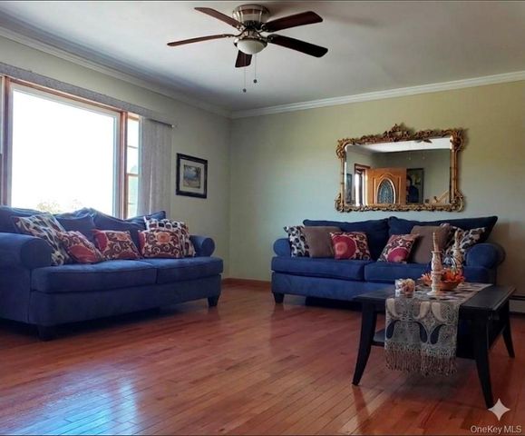 166 Burnt Corners Road, Middletown, NY 10940