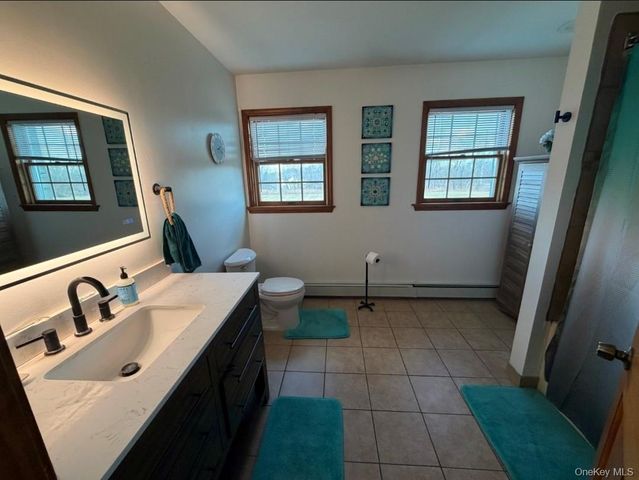 166 Burnt Corners Road, Middletown, NY 10940