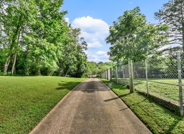3111 Ashland City Rd, Clarksville, TN 37043