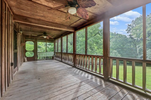 3111 Ashland City Rd, Clarksville, TN 37043