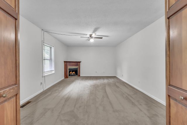 3111 Ashland City Rd, Clarksville, TN 37043