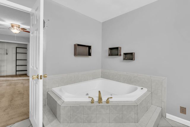 3111 Ashland City Rd, Clarksville, TN 37043