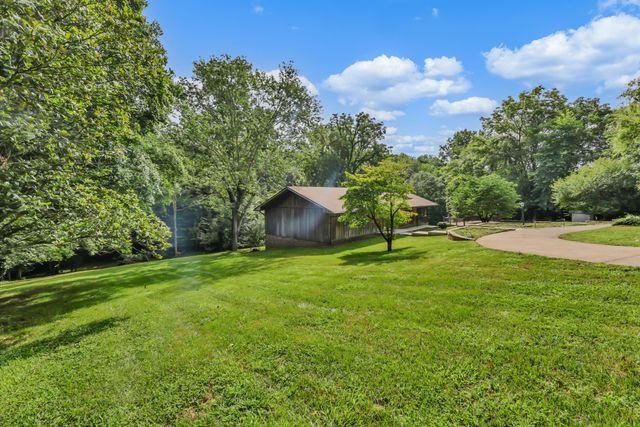 3111 Ashland City Rd, Clarksville, TN 37043