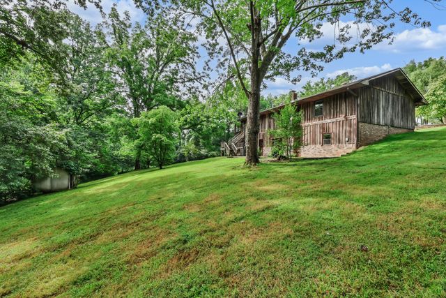 3111 Ashland City Rd, Clarksville, TN 37043