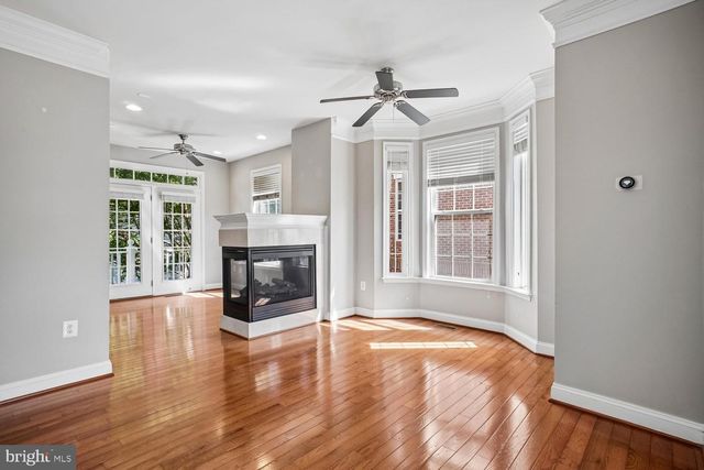 4049 COLUMBIA PIKE, Arlington, VA 22204