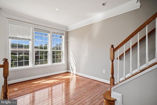 4049 COLUMBIA PIKE, Arlington, VA 22204