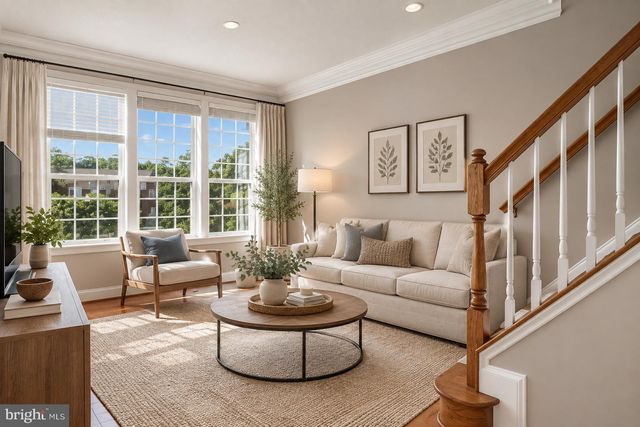 4049 COLUMBIA PIKE, Arlington, VA 22204