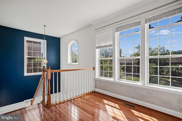 4049 COLUMBIA PIKE, Arlington, VA 22204