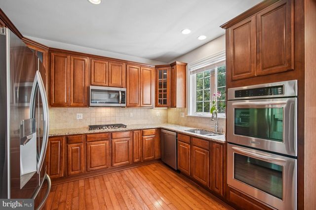 4049 COLUMBIA PIKE, Arlington, VA 22204