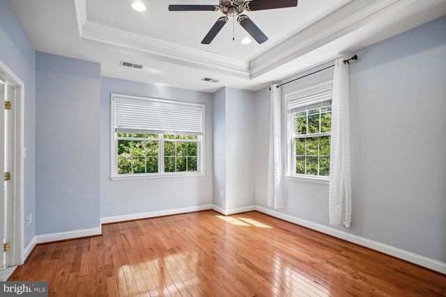 4049 COLUMBIA PIKE, Arlington, VA 22204