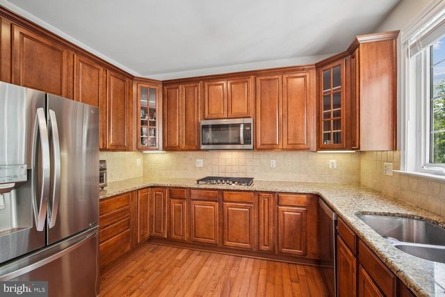 4049 COLUMBIA PIKE, Arlington, VA 22204