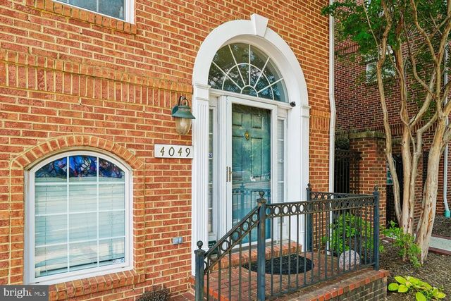 4049 COLUMBIA PIKE, Arlington, VA 22204