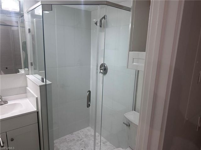 1440 Green Valley CIR W 601, Naples, FL 34104