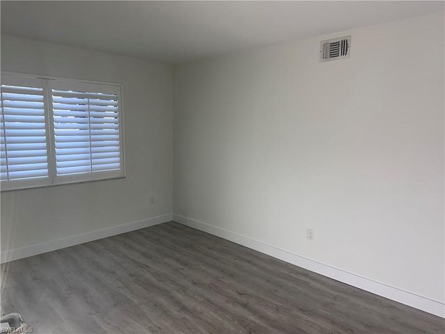 1440 Green Valley CIR W 601, Naples, FL 34104