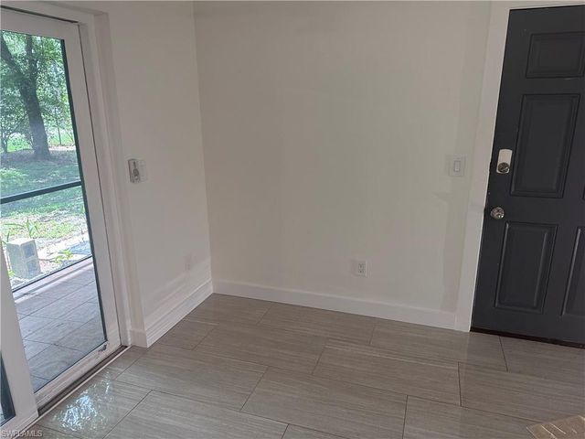 1440 Green Valley CIR W 601, Naples, FL 34104