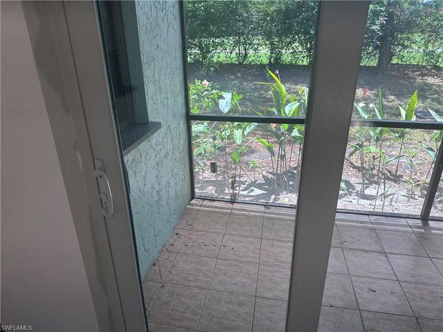 1440 Green Valley CIR W 601, Naples, FL 34104