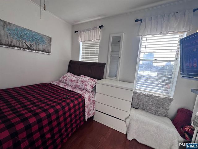 27 66th Street 4, West New York, NJ 07093