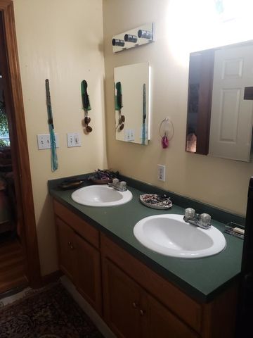 14 Ridgeway Drive, Newbury, NH 03255
