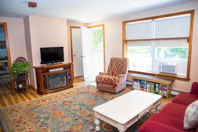 14 Ridgeway Drive, Newbury, NH 03255
