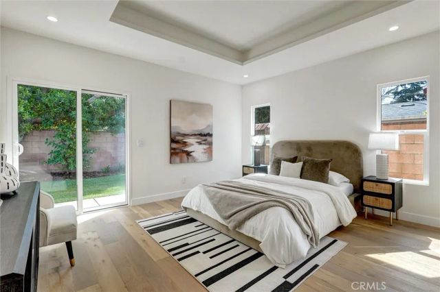 6852 Atoll Avenue, North Hollywood, CA 91605