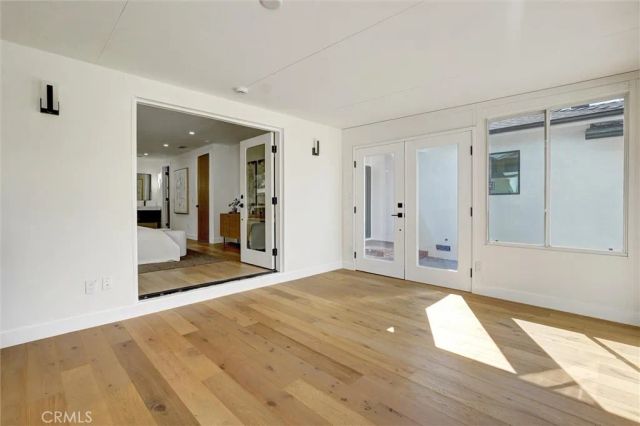 6852 Atoll Avenue, North Hollywood, CA 91605