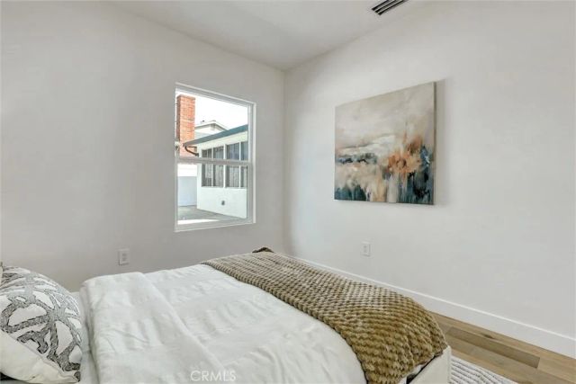 6852 Atoll Avenue, North Hollywood, CA 91605