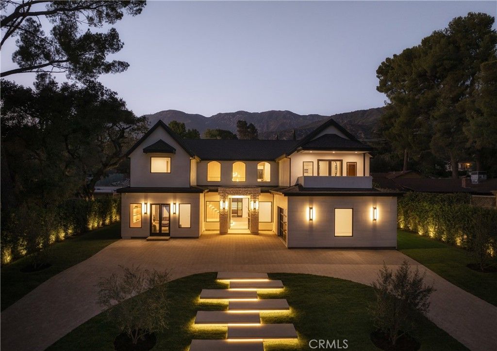 2209 Cross Street, La Canada Flintridge, CA 91011 — exterior