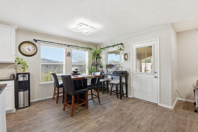 1821 Majestic Oak Drive, Pearland, TX 77581