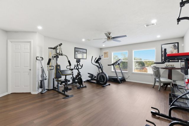 1821 Majestic Oak Drive, Pearland, TX 77581