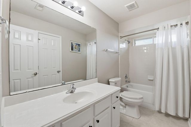 1821 Majestic Oak Drive, Pearland, TX 77581