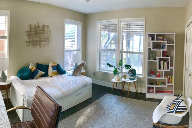 607 Baylor ST B, Austin, TX 78703