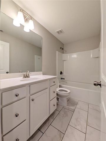 660 Mason Grove Parkway, Lawrenceville, GA 30043