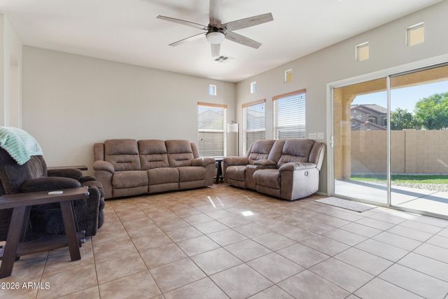 10525 W MELINDA Lane, Peoria, AZ 85382