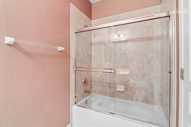 2722 Kendall Crossing, Johnsburg, IL 60051