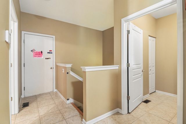 2722 Kendall Crossing, Johnsburg, IL 60051