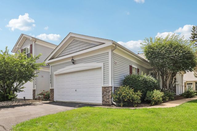 2722 Kendall Crossing, Johnsburg, IL 60051