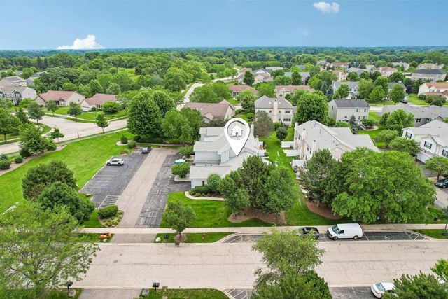 2722 Kendall Crossing, Johnsburg, IL 60051