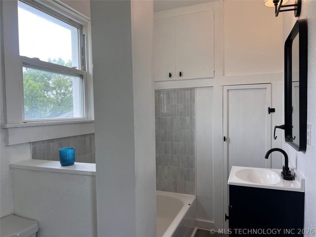 70 E Washington Avenue, Krebs, OK 74554