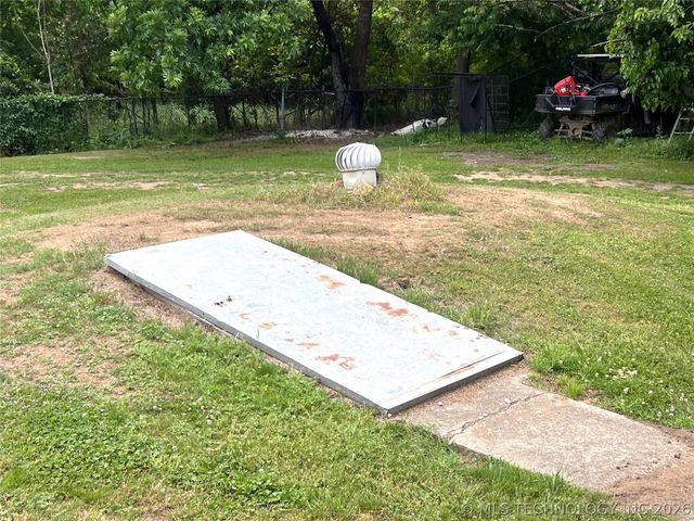 70 E Washington Avenue, Krebs, OK 74554